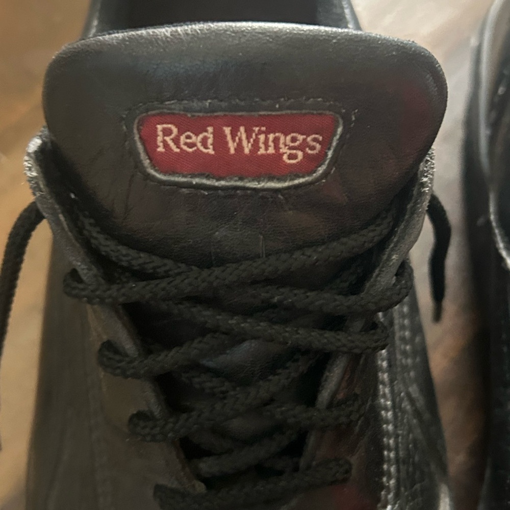Red Wings Black Leather Shoes